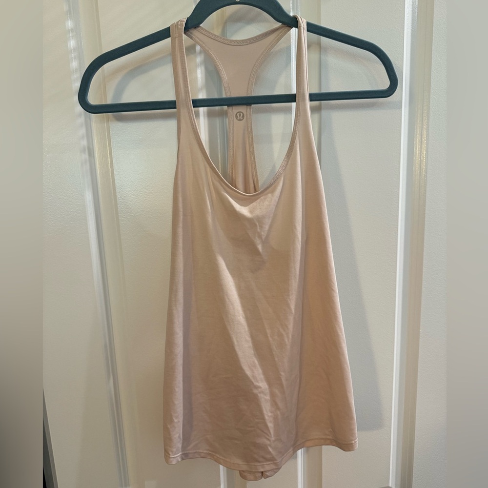 Lululemon peach/light orange tank top